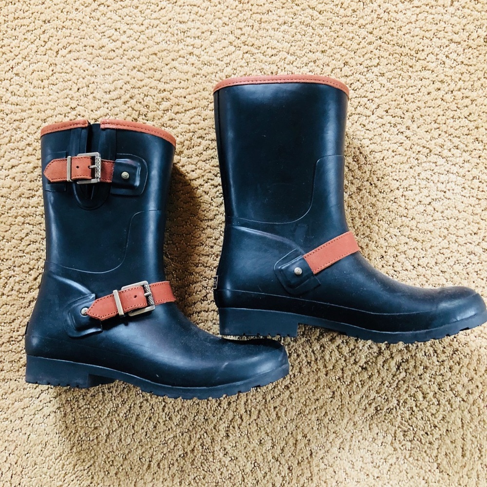 Steve Madden rain boots